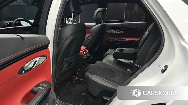 Genesis GV70 2023 Белый из Кореи, фото 3