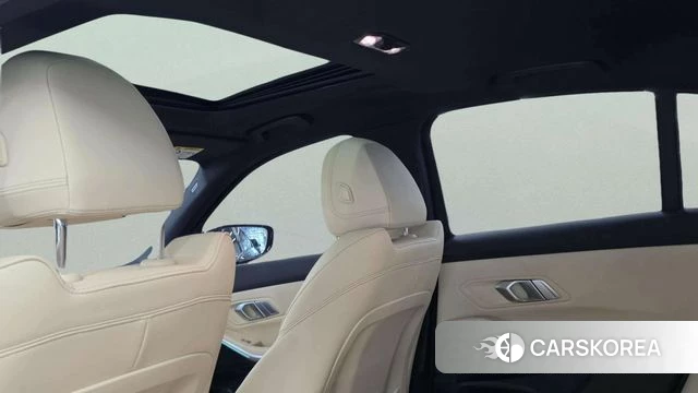 BMW 3 Series (G20) 2022 Черный из Кореи, фото 3
