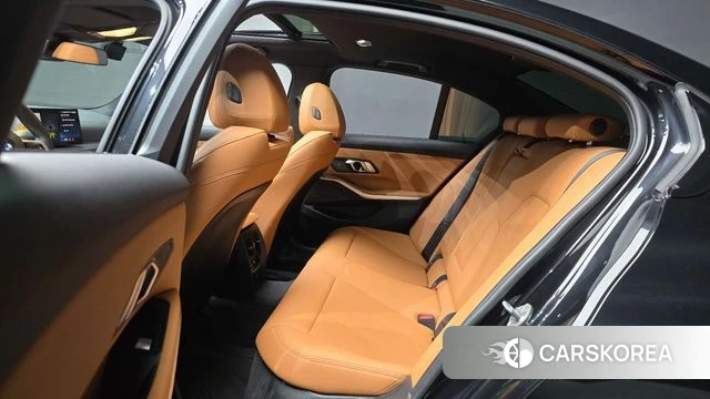BMW 3 Series (G20) 2024 Черный из Кореи, фото 3