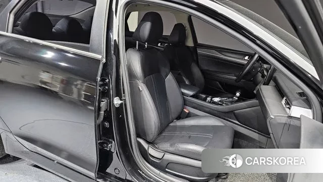 Kia K5 3rd generation 2022 Черный из Кореи, фото 3