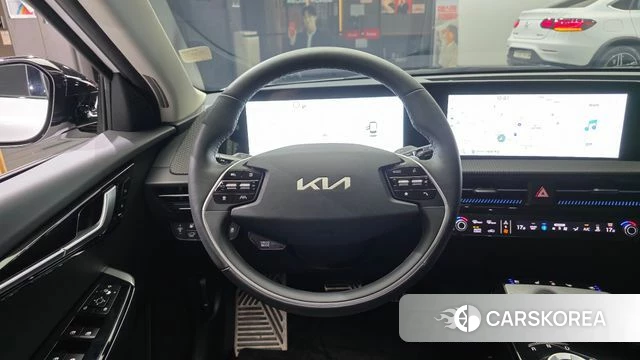 Kia EV6 2024 Белый из Кореи, фото 3