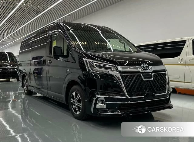 Toyota Hiace 2026 Черный из Китая, фото 3