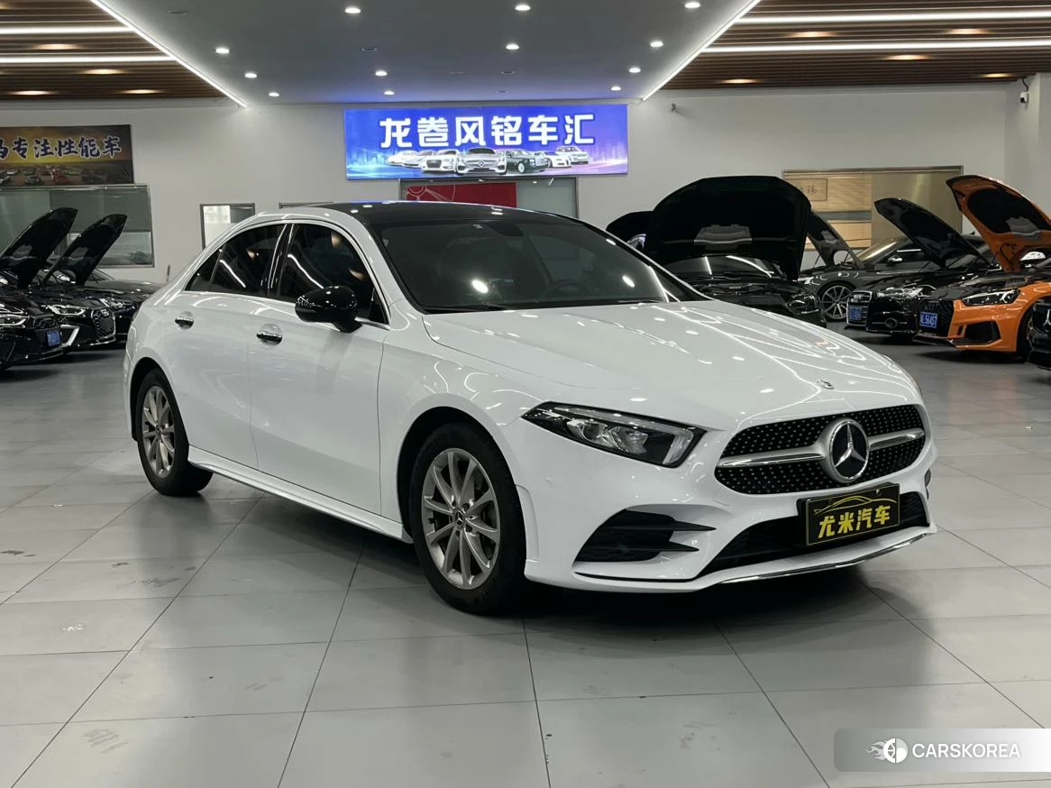Mercedes-Benz Class A 2021 Белый из Китая, фото 3