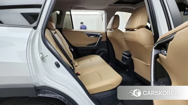 Toyota RAV4 5th Generation 2025 Белый из Кореи, фото 3