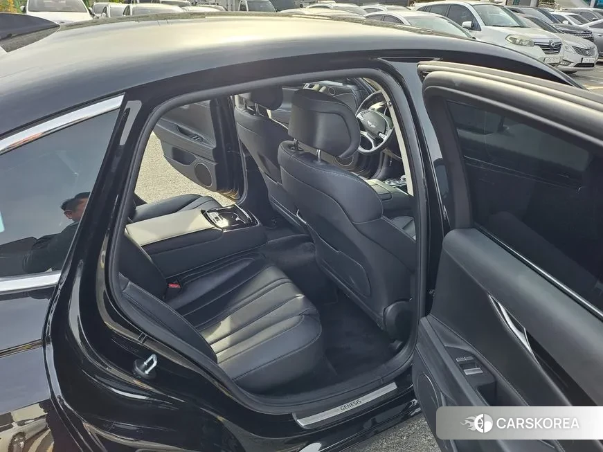 Genesis G80 (RG3) 2023 Черный из Кореи, фото 3