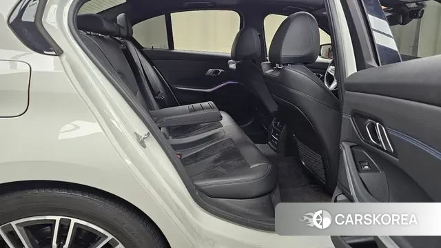 BMW 3 Series (G20) 2019 Белый из Кореи, фото 3