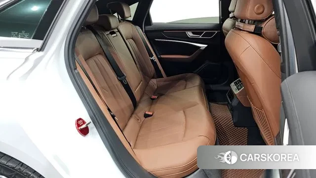 Audi A6 (C8) 2023 Белый из Кореи, фото 3