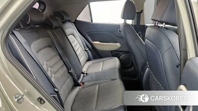 Hyundai Venue 2020 Серебристо-серый из Кореи, фото 3