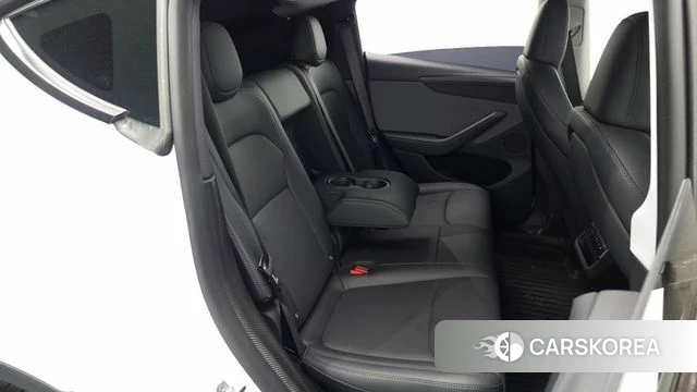 Tesla Model Y 2025 Белый из Кореи, фото 3