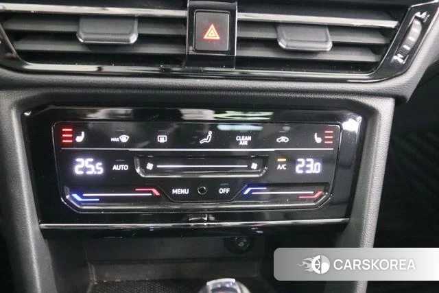 Volkswagen Tuyue EV 2021 Белый из Китая, фото 3