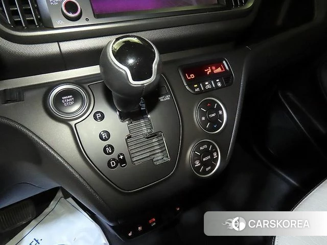 Kia The New Kia Ray 2023 Белый из Кореи, фото 3