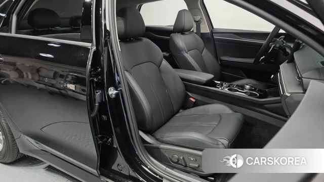 Kia The New K5 Hybrid 3rd generation 2024 Черный из Кореи, фото 3