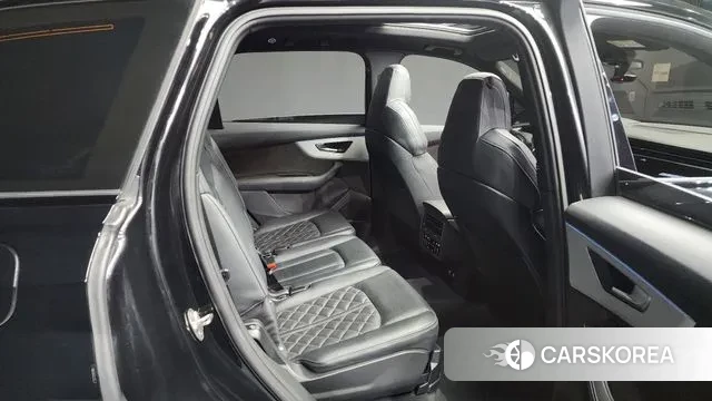 Audi Q7 (4M) 2022 Черный из Кореи, фото 3