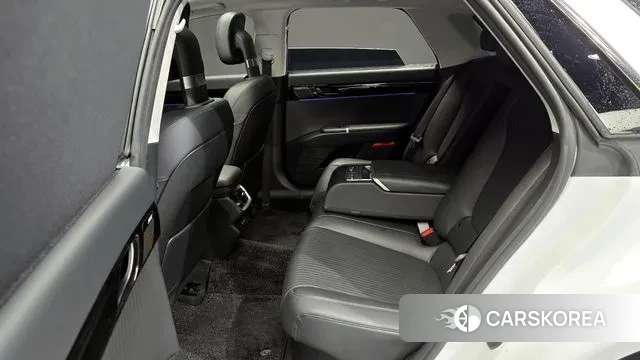 Hyundai Grandeur Hybrid (GN7) 2023 Белый из Кореи, фото 3