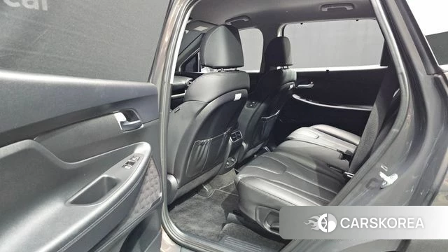 Hyundai The New Santa Fe 2023 Коричневый из Кореи, фото 3