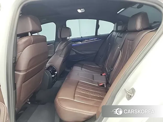 BMW 5 Series (G30) id 2890095 из Кореи 3