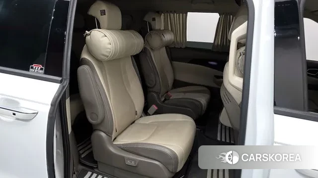 Kia Carnival 4th generation 2023 Белый из Кореи, фото 3