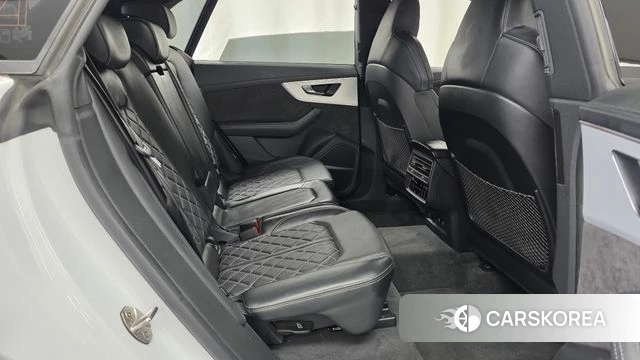 Audi Q8 (4M) 2022 Белый из Кореи, фото 3