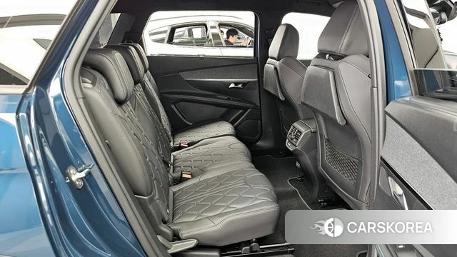 Peugeot 5008 second generation 2024 Синий из Кореи, фото 3