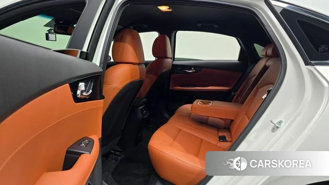Kia The New K3 2nd generation 2021 Белый из Кореи, фото 3