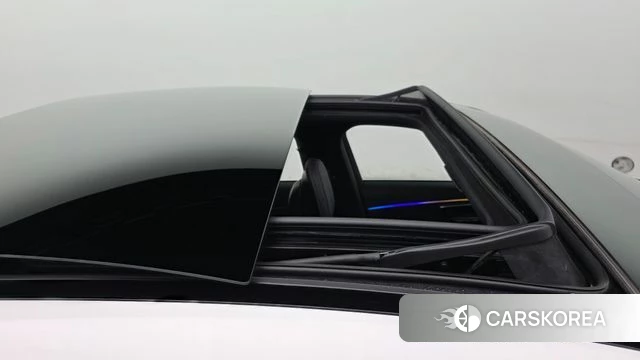 Mercedes-Benz E-Class W214 2024 Белый из Кореи, фото 3