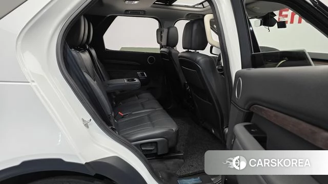 Land Rover Discovery 5 2020 Белый из Кореи, фото 3