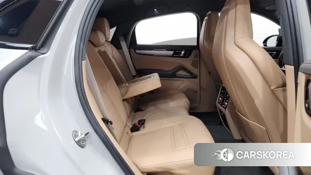 Porsche Cayenne (PO536) 2022 Серебристо-серый из Кореи, фото 3
