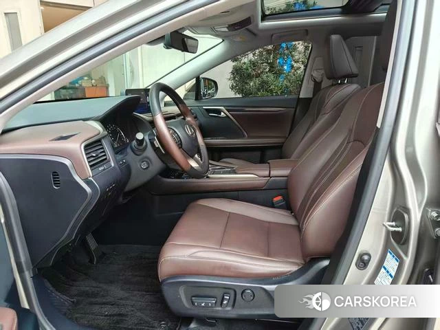 Lexus RX 2023 Серебристо-серый из Китая, фото 3