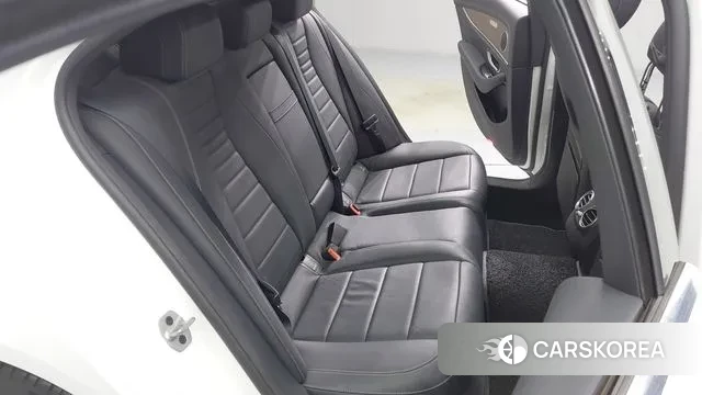 Mercedes-Benz E-Class W213 2020 Белый из Кореи, фото 3