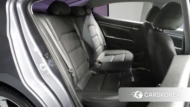 Hyundai Avante AD 2018 Серый из Кореи, фото 3