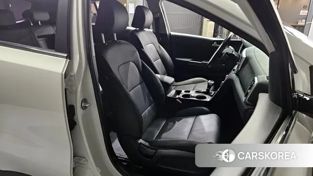 Kia Sportage The Bold 2019 Белый из Кореи, фото 3