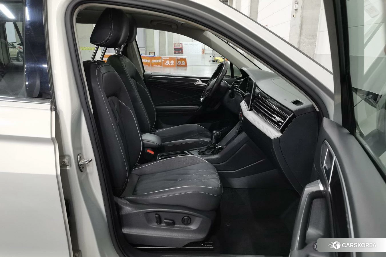 Volkswagen Tiguan L 2021 Шампань из Китая, фото 3