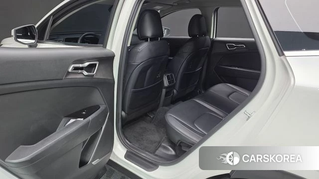 Kia Sportage 5th Generation 2022 Белый из Кореи, фото 3