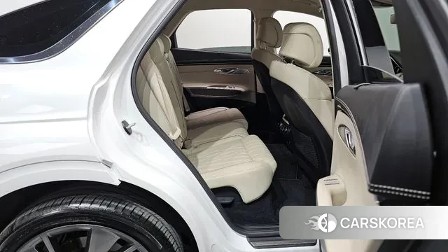 Genesis GV70 2023 Белый из Кореи, фото 3