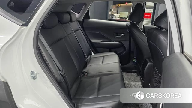 Hyundai Kona (SX2) 2023 Белый из Кореи, фото 3