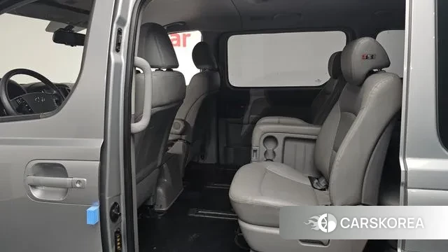 Hyundai The New Grand Starex 2018 Серебристо-серый из Кореи, фото 3