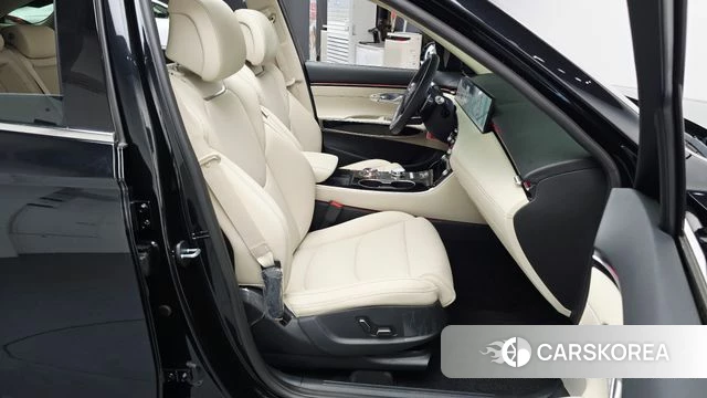 Genesis GV70 2025 Черный из Кореи, фото 3