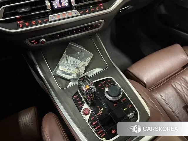 BMW X7 (G07) 2021 Белый из Кореи, фото 3