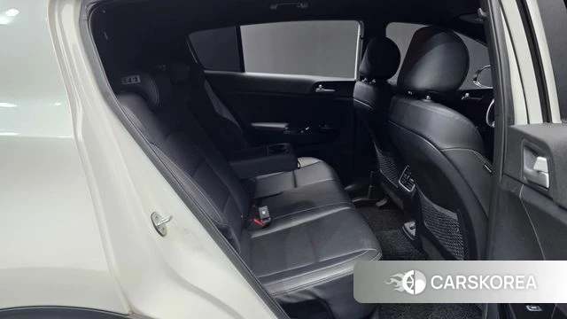 Kia Sportage The Bold 2018 Белый из Кореи, фото 3