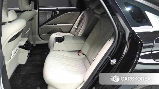 Kia K8 Hybrid 2023 Черный из Кореи, фото 3