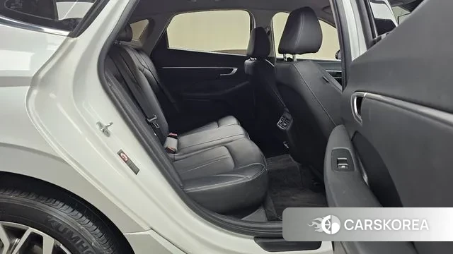 Hyundai Sonata (DN8) 2022 Белый из Кореи, фото 3