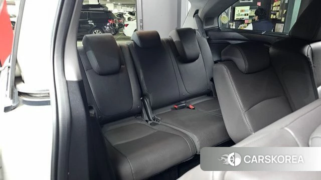 Honda Odyssey 2018 Белый из Кореи, фото 3