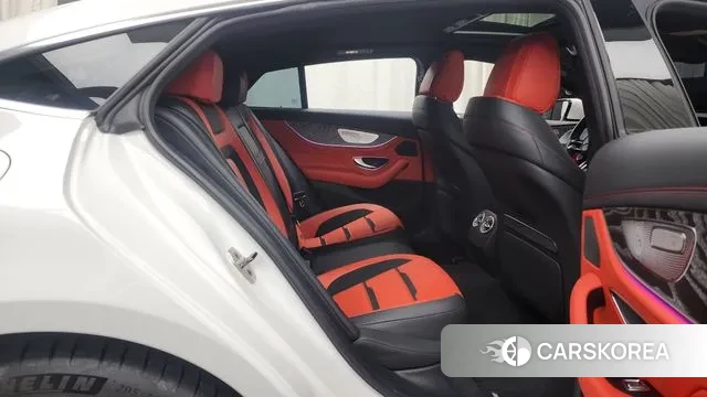 Mercedes-Benz AMG GT 2023 Белый из Кореи, фото 3