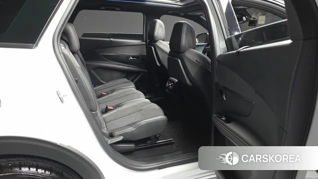 Peugeot 5008 second generation 2020 Белый из Кореи, фото 3