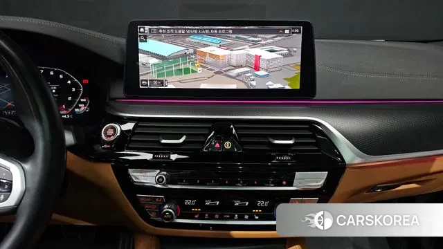 BMW 5 Series (G30) 2022 Белый из Кореи, фото 3