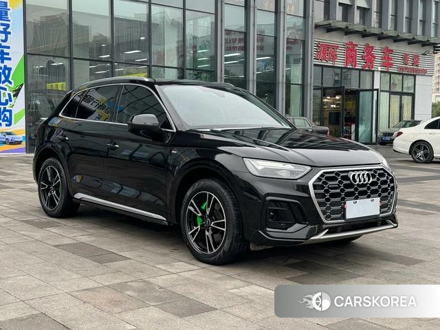 Audi Q5L 2022 Черный из Китая, фото 3