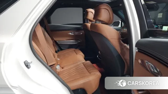 Genesis GV70 2022 Белый из Кореи, фото 3