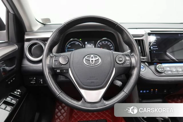 Toyota RAV4 2018 Серебряный из Кореи, фото 3