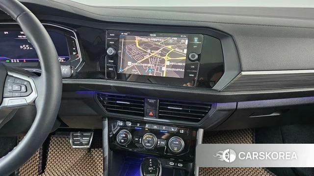 Volkswagen 7th Generation of Jetta 2023 Белый из Кореи, фото 3