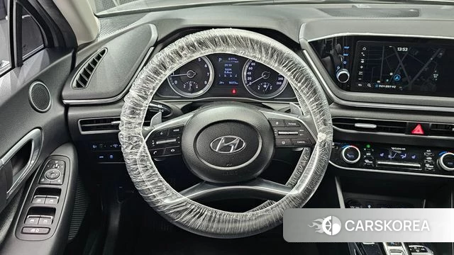 Hyundai Sonata (DN8) 2019 Серебристо-серый из Кореи, фото 3